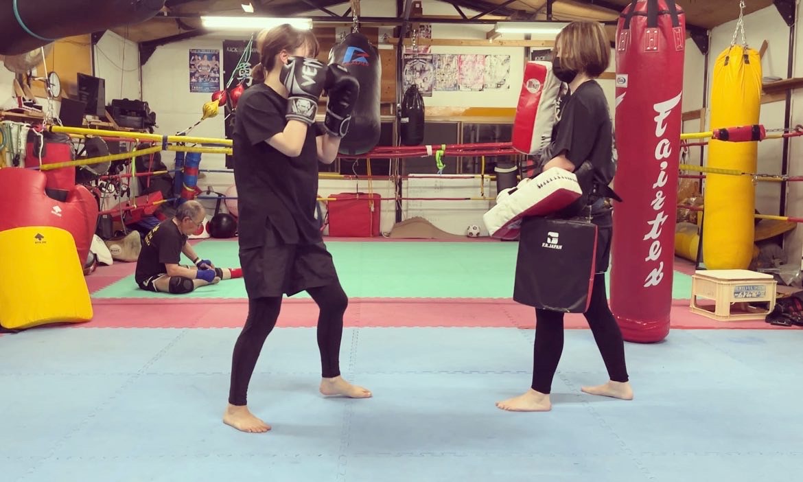 �p�[�\�i���g���[�j���O